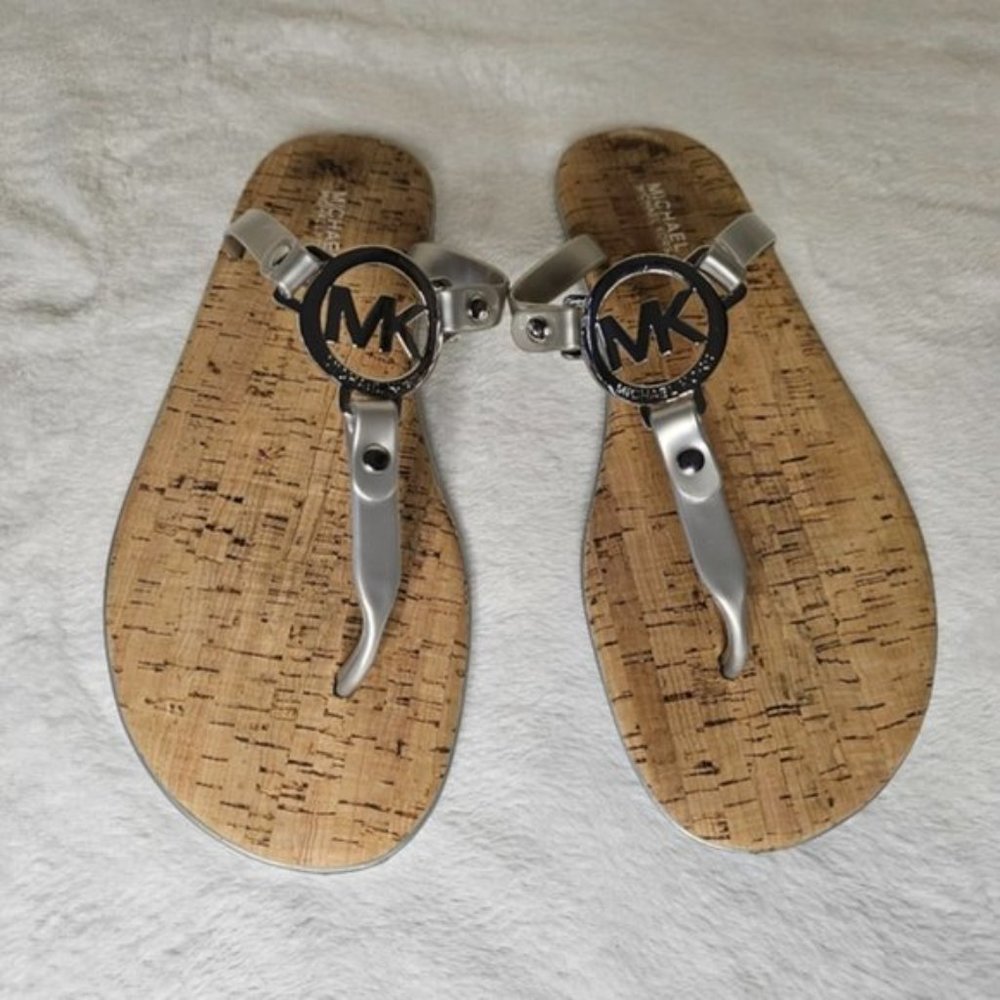 Michael Kors Slippers - Picture 4 of 5